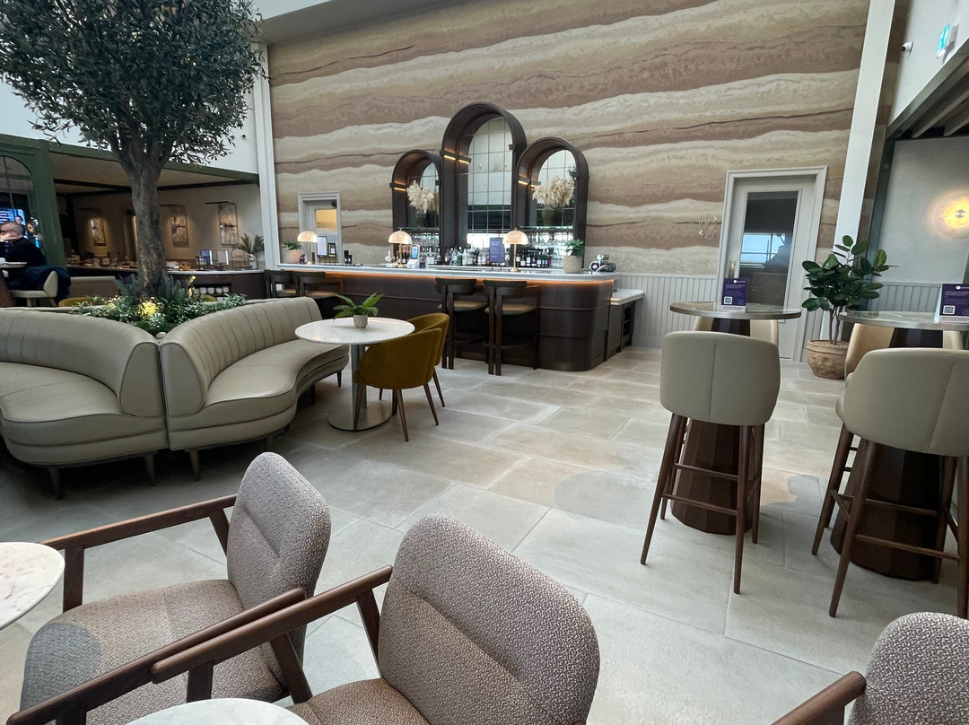 No1 Lounge at Jersey Airport-泽西岛必去景点