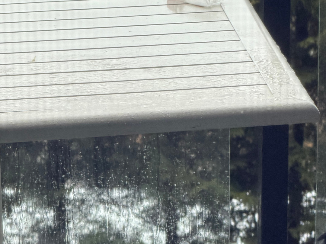 四季 4 号奔逃酒店主图