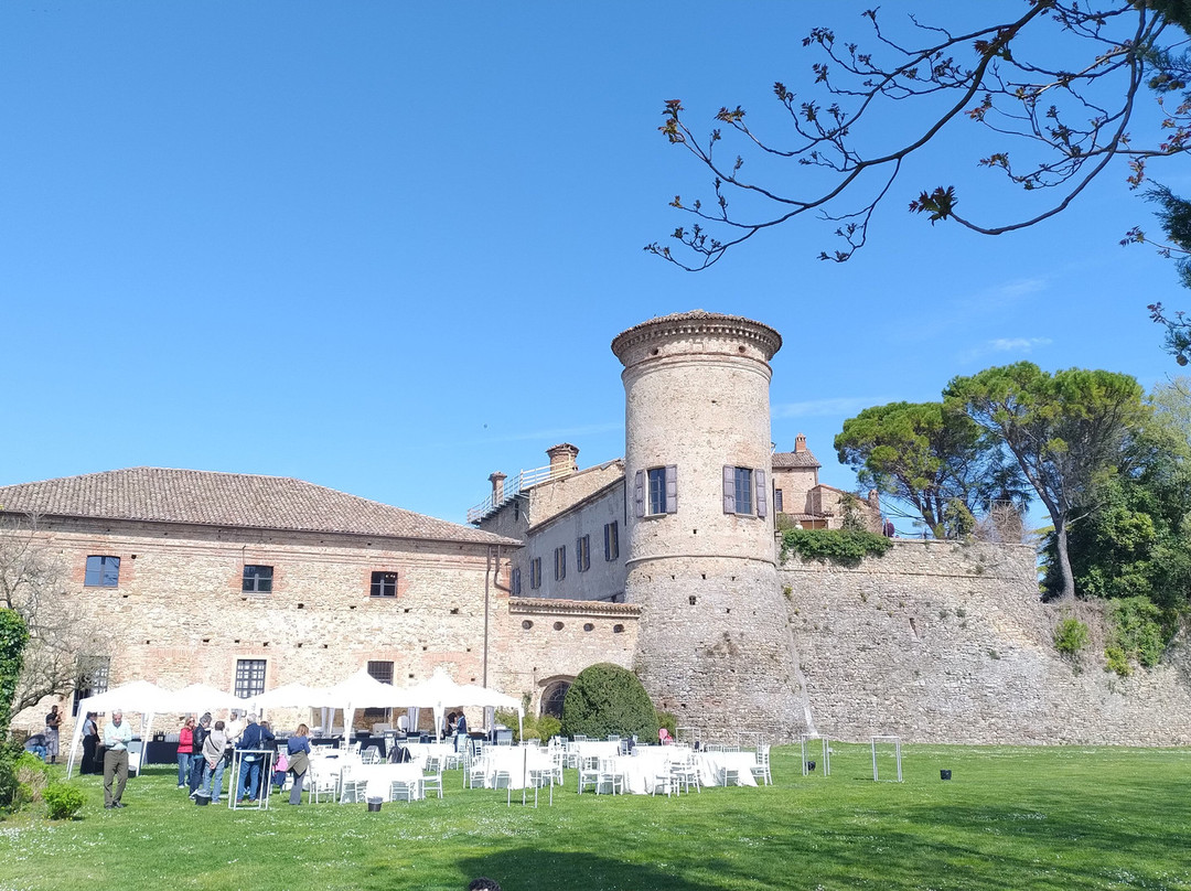 Castello di Scipione dei Marchesi Pallavicino-萨尔索马焦雷泰尔梅必去景点