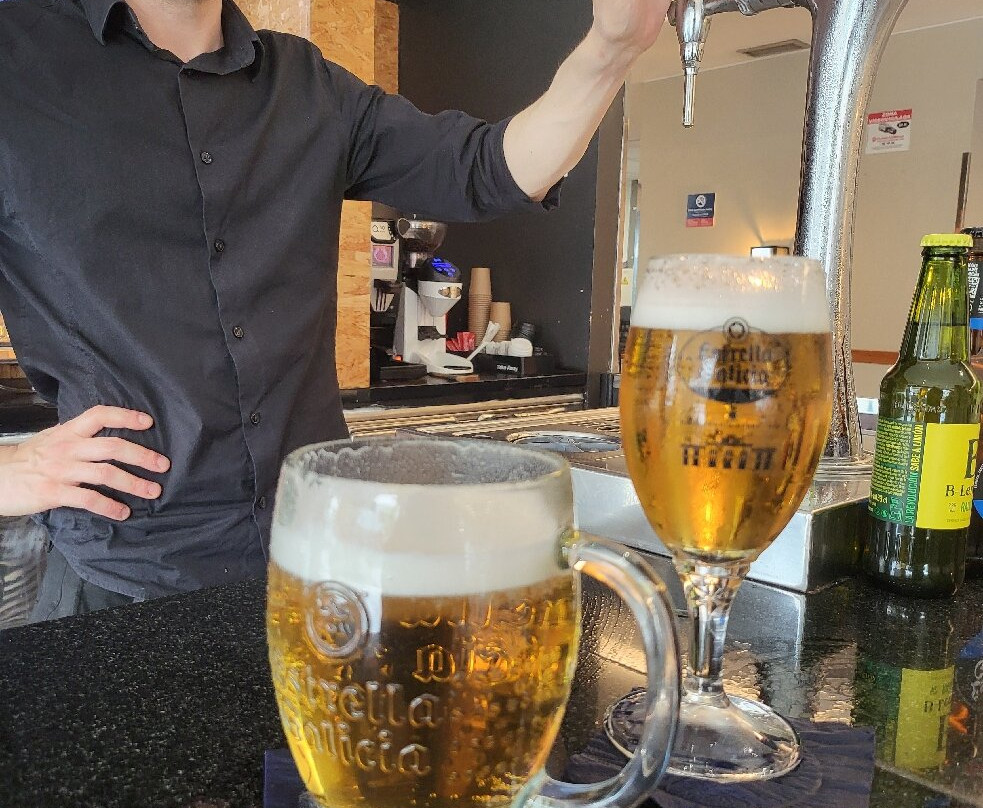 巴塞罗那科内拉费拉旅屋酒店主图