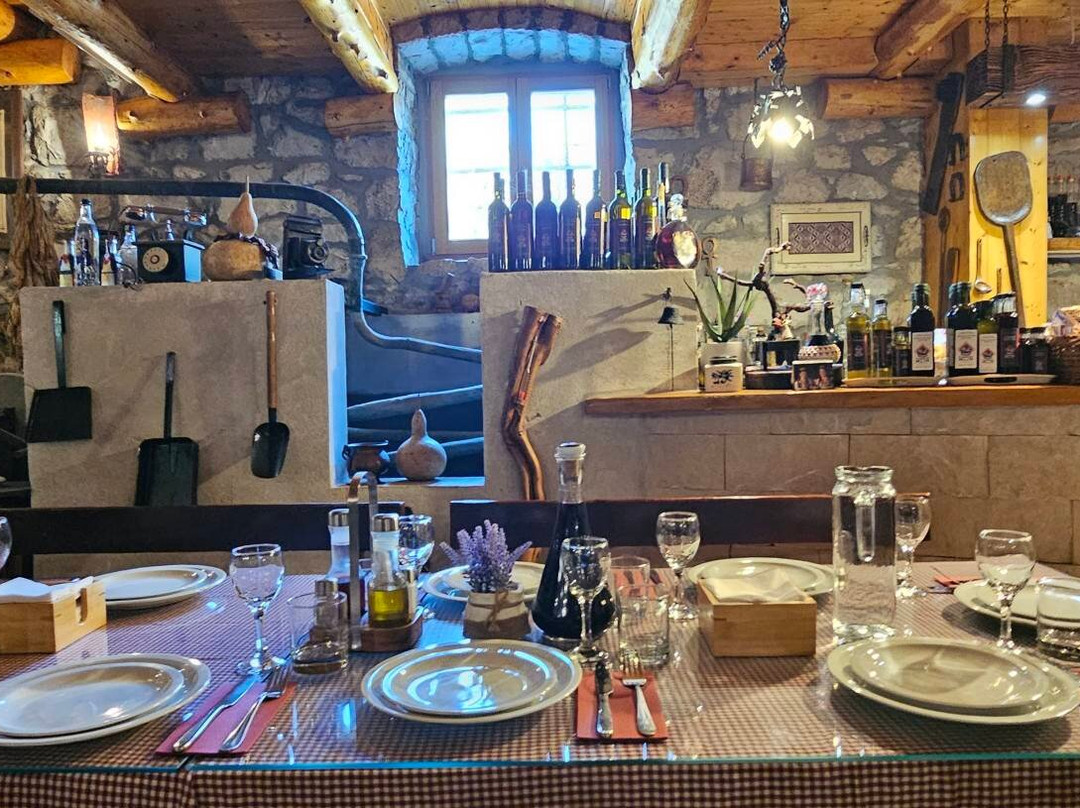 Kameni Mlin Stone Mill-Cilipi必去景点