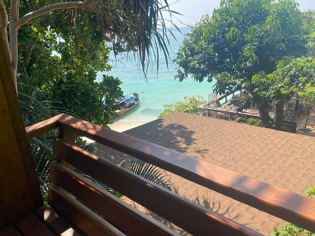 丽贝十月度假村主图