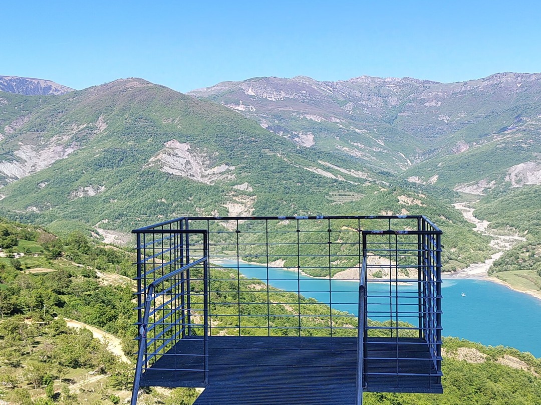 Lake Bovilla-Tirana County必去景点