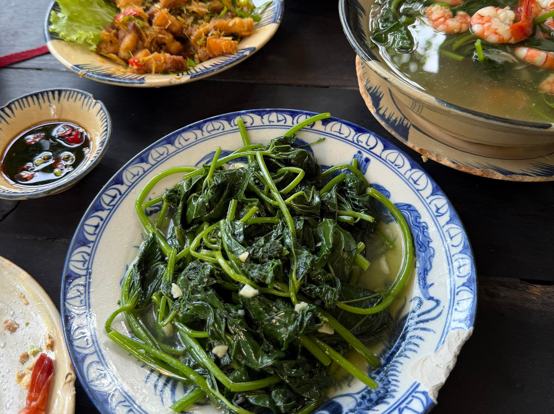 Bep Hen Vietnamese Restaurant