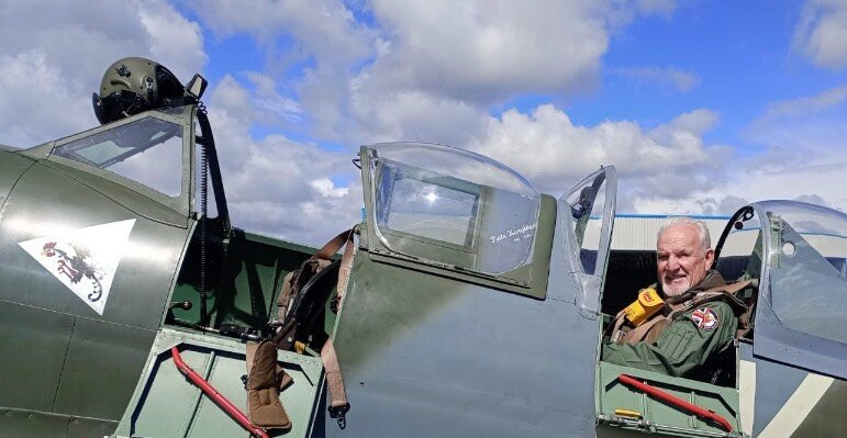 Spitfires.com "The Spitfire Academy"-奇切斯特必去景点