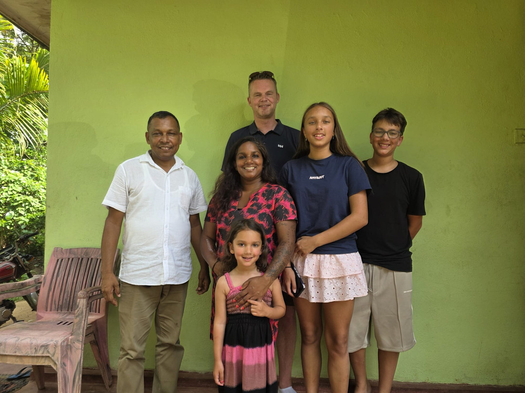 See Sri Lanka Tours-康提必去景点