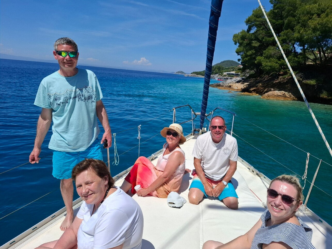 Carpe Diem Sailing-Skiathos Town必去景点