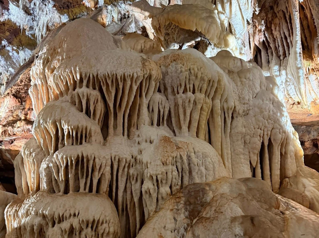 Cuevas del Águila-Arenas de San Pedro必去景点