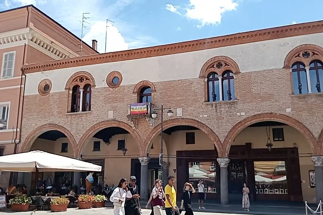 Piazza del Popolo-拉韦纳必去景点