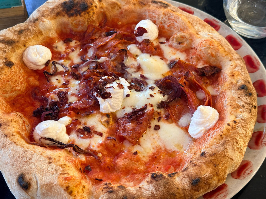 PEPPE PIZZERIA Etienne Marcel