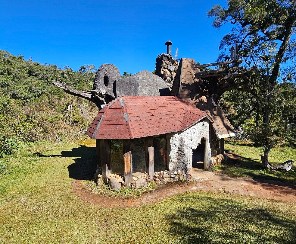 Parque da Floresta Encantada-坎普斯－杜若尔当必去景点