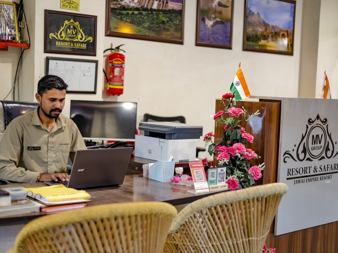 Jawai Empire Resort by Premier Hotels - Luxury Tent & Cottage Stay - Leopard Safari Near Jawai DAM主图