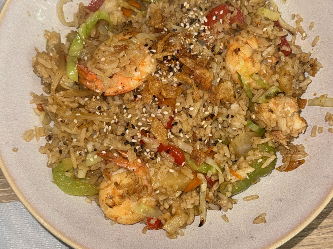 THAINESE- Chinese Thai Sushi
