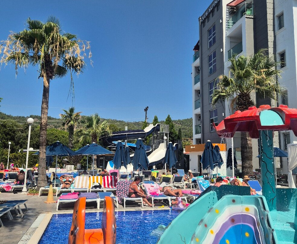Club Alpina Apartments Hotel主图
