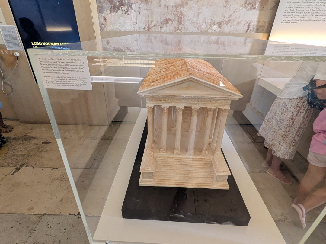 La Maison Carrée Nîmes-尼姆必去景点