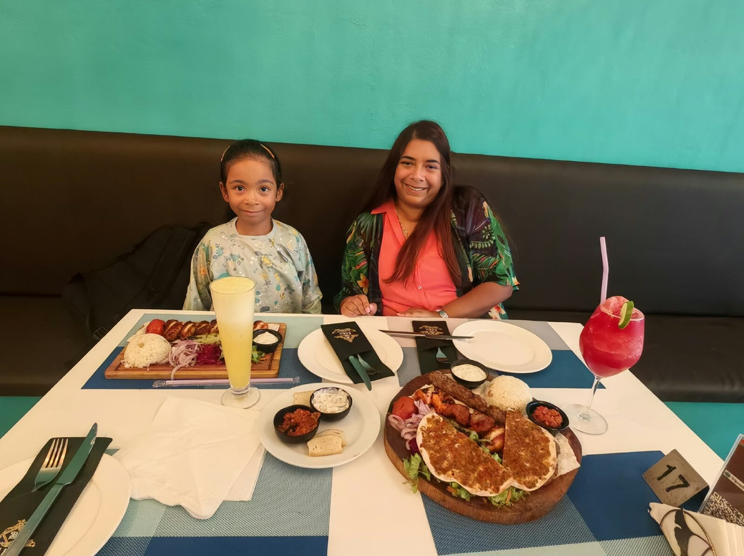 Bakü Restaurant Karon Beach