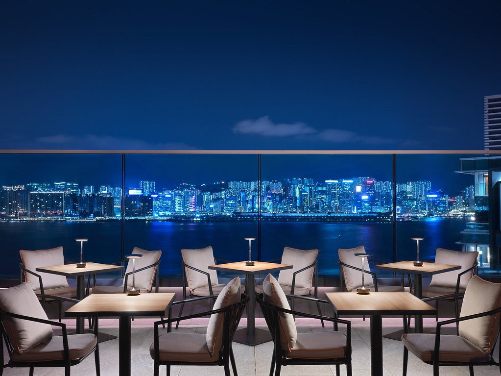 Cruise 空中餐厅及酒吧