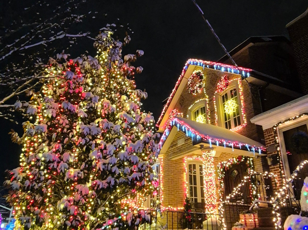 Dyker Heights-布鲁克林必去景点
