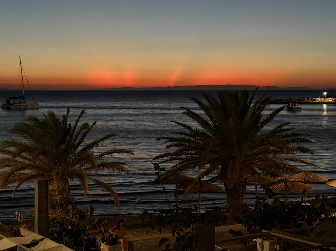 Sunset Hotel主图