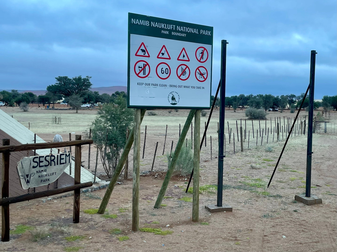 Namib-Naukluft National Park-赛斯瑞必去景点