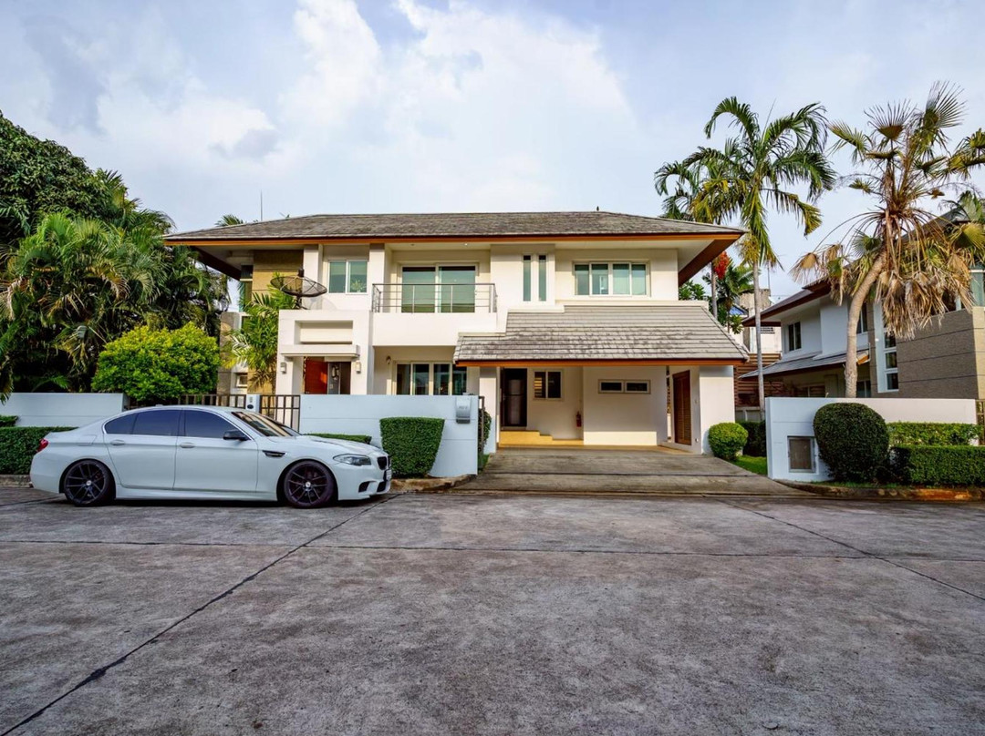 Seabreeze Family Retreat Pool Villa,Pet friendly
