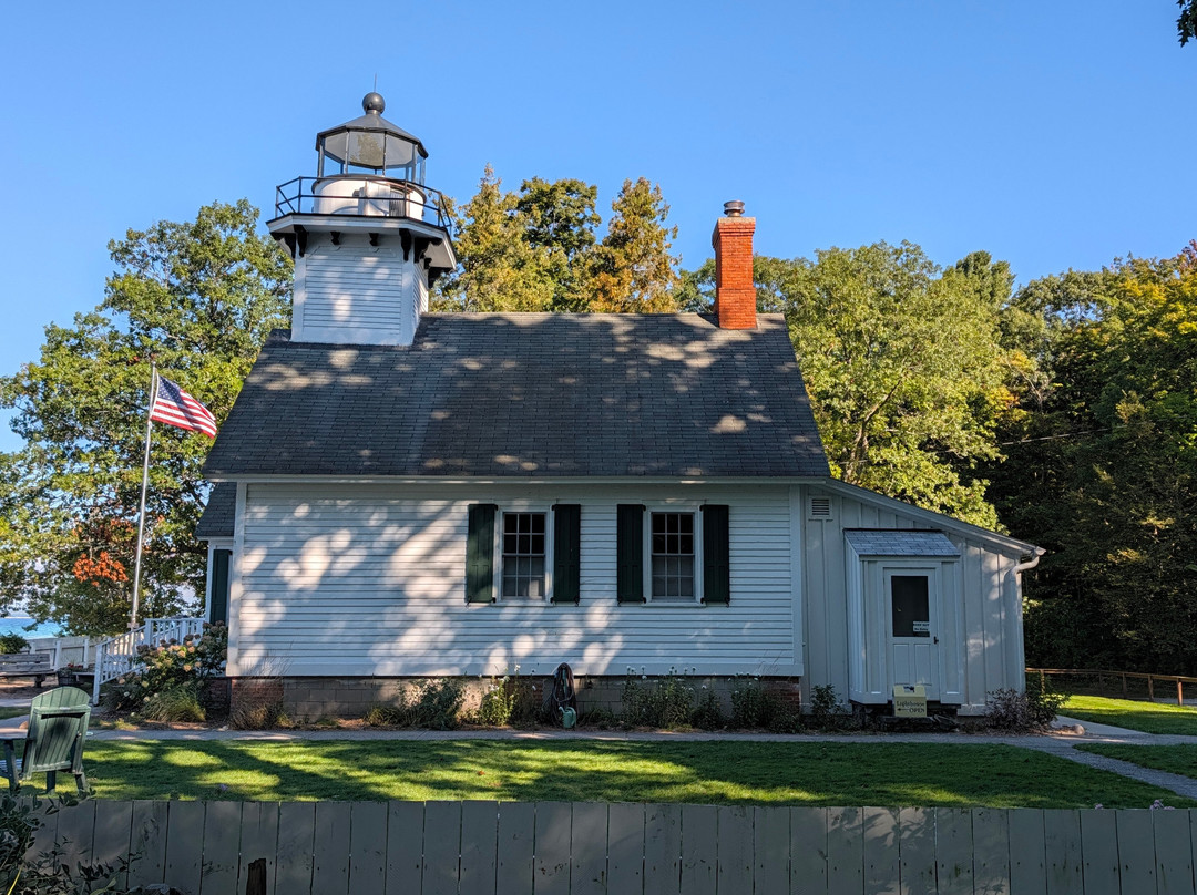 Mission Point Lighthouse-特拉弗斯城必去景点