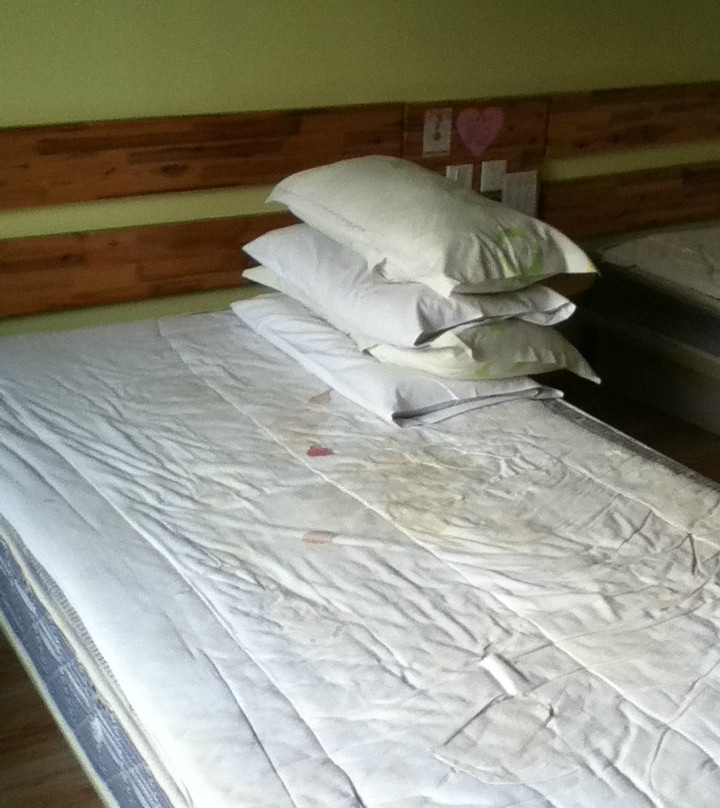 临安金狮100超市化宾馆临安店