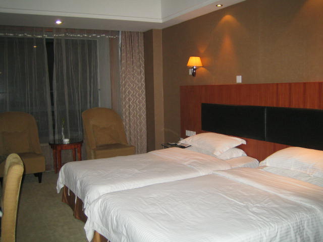 宏马时代广场酒店-客卧