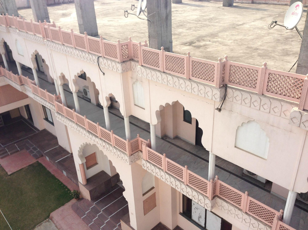 Ramchandpura酒店住宿-Amrapali Hotel