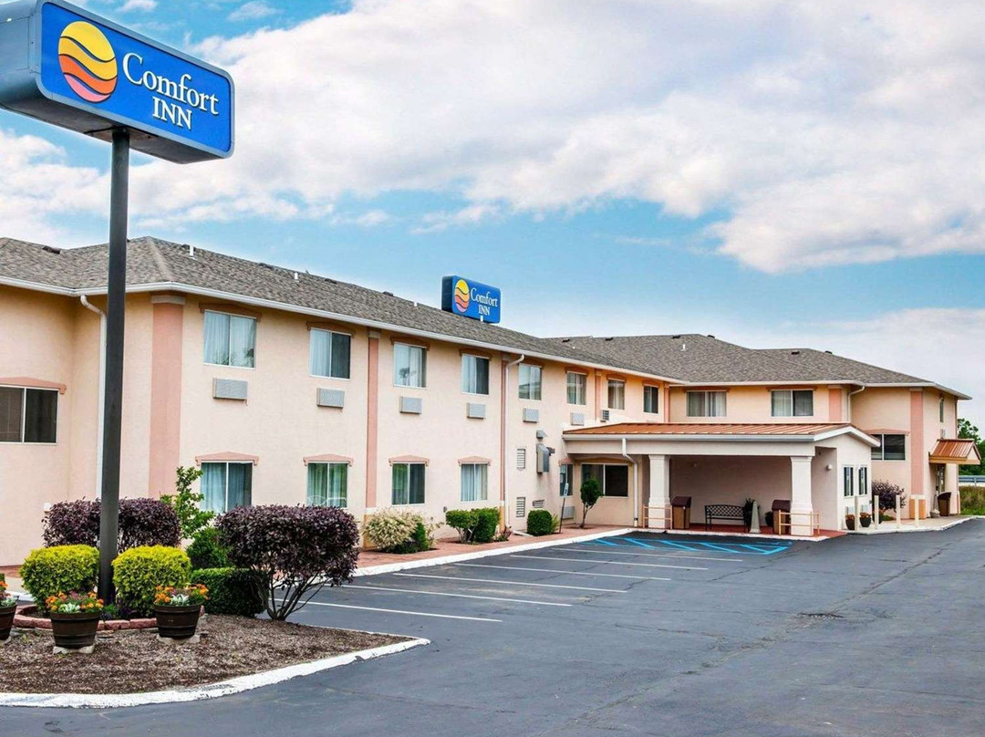 Baymont by Wyndham Richmond I-70主图