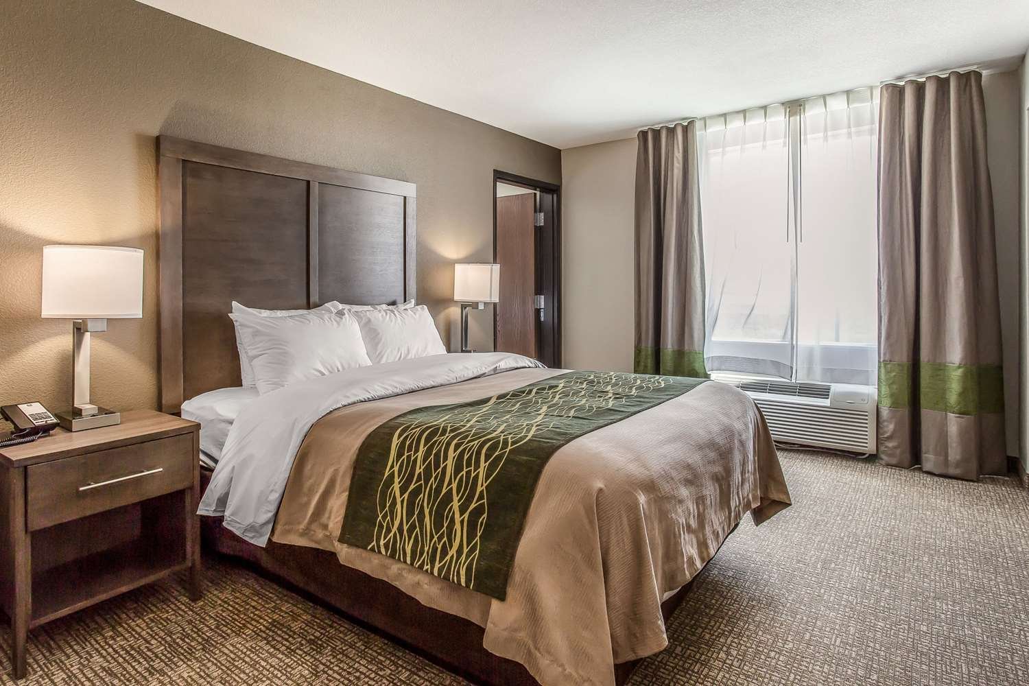 Comfort Inn & Suites-官方