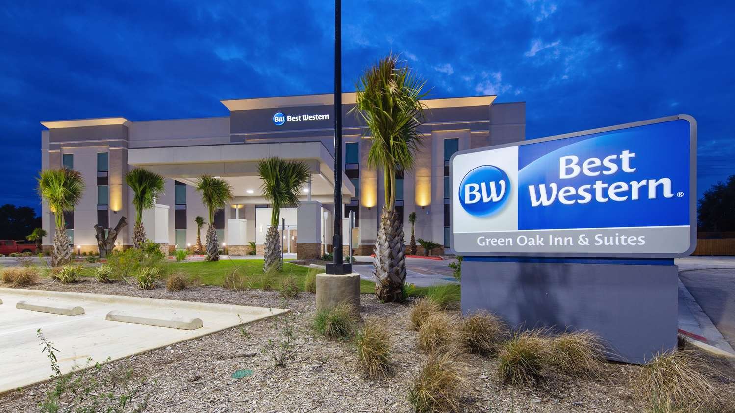 Best Western Green Oak Inn & Suites-官方