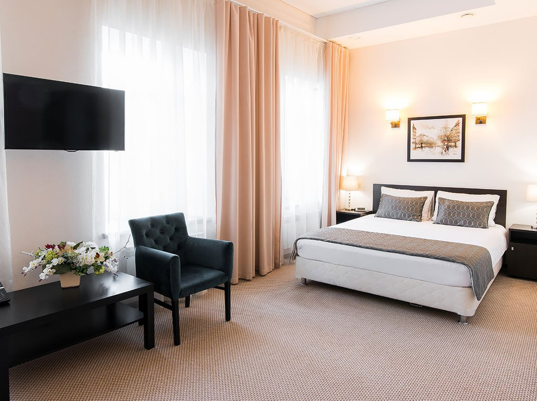 Maksim Gorkiy Hotel