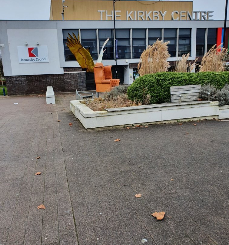 Selfie Chair Throne-Kirkby必去景点