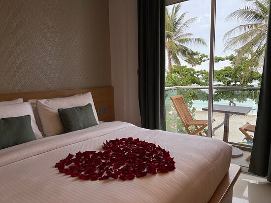 Huvan Beach Hotel at Hulhumale'主图