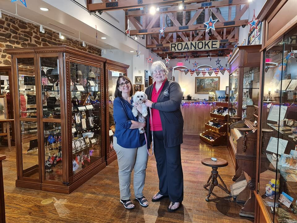 Roanoke Visitor Center and Museum-罗阿诺克必去景点