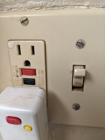 Quality Inn & Suites Des Moines - Merle Hay Road-浴室