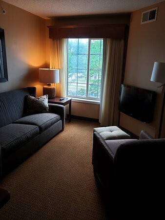 GrandStay Hotel & Suites La Crosse主图