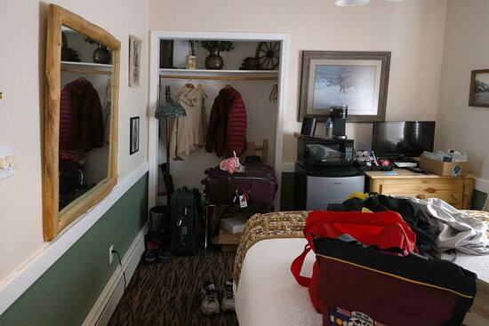 The Bent Elbow Hotel主图