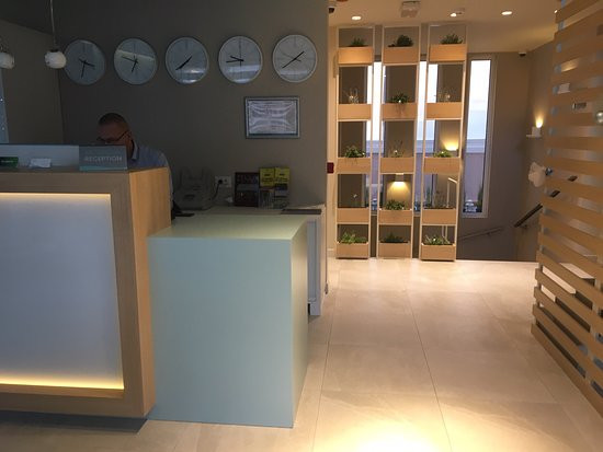Garni Hotel D10主图