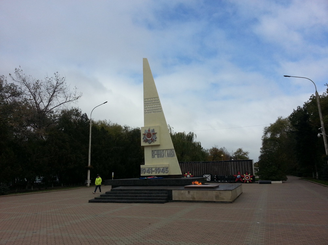 Obelisk Eternal Glory景点图片
