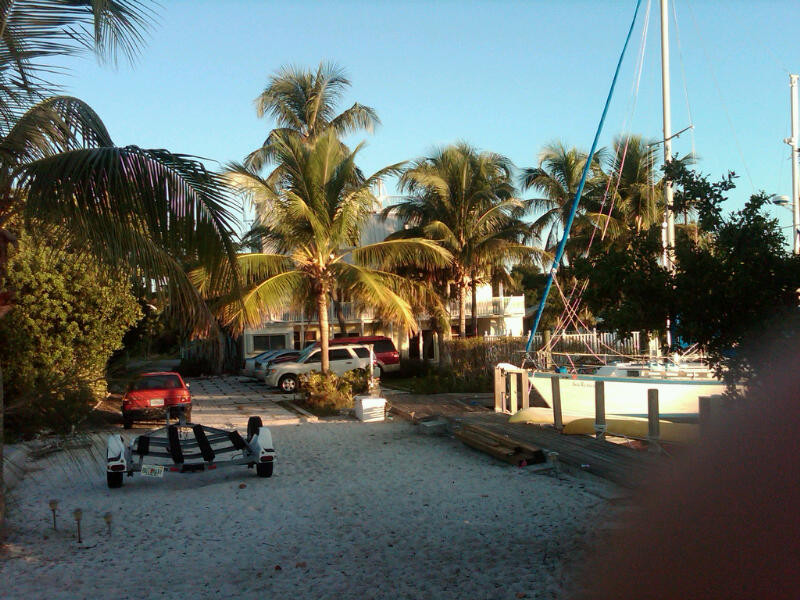 Pigeon Key酒店住宿-Tarpon Flats Inn & Marina