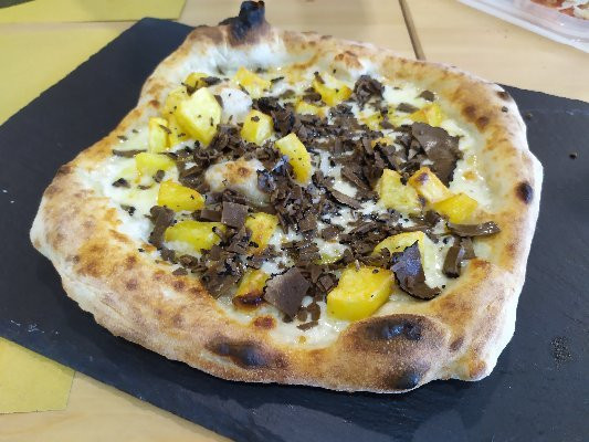 Pizzeria Lucifero