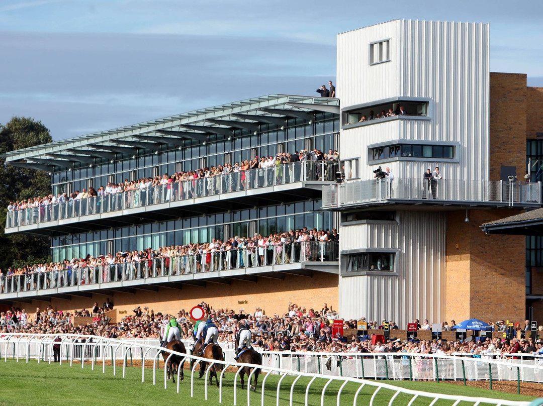 Fontwell Park Racecourse景点图片