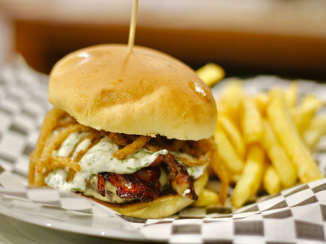 Constitucion餐馆和美食-Contiburger