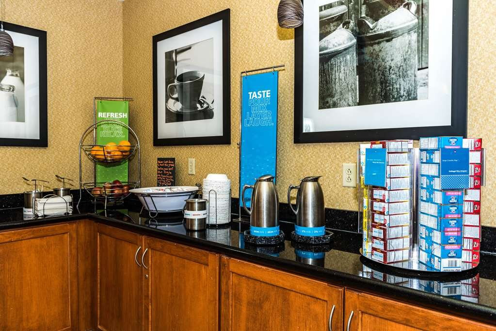 Hampton Inn Easton主图