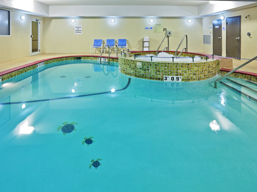 Holiday Inn Express & Suites Woodward Hwy 270 By IHG主图