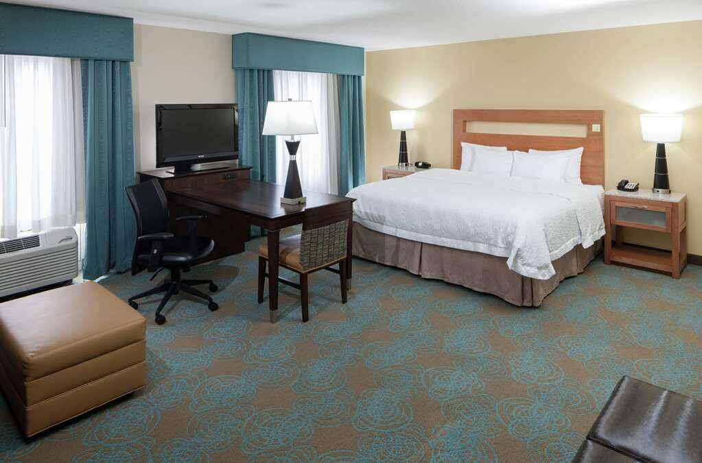 Hampton Inn & Suites St. Louis at Forest Park主图