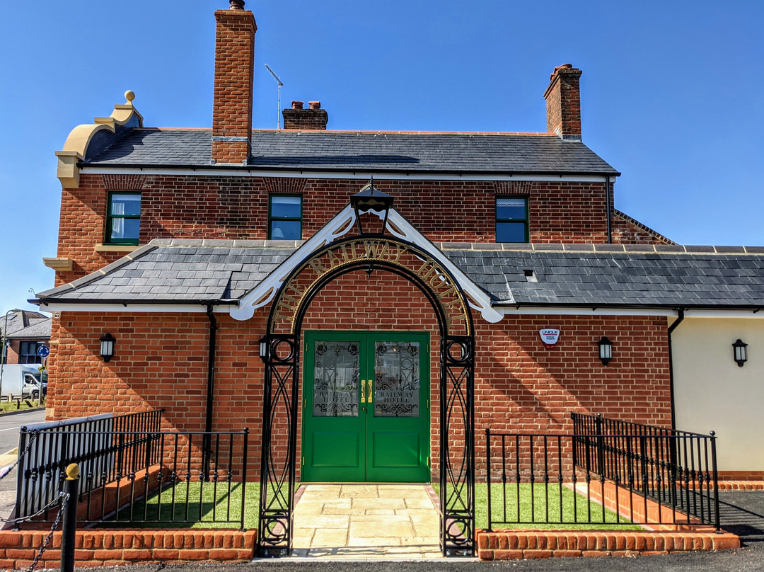 The Railway Hotel主图