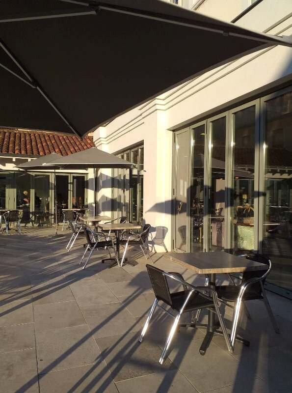 宜必思佩里格中心酒店主图